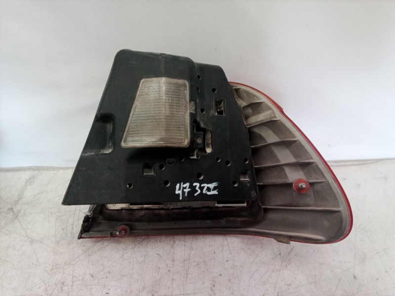 Recambio de piloto trasero izquierdo para bmw serie 3 berlina (e46) 320d referencia OEM IAM   