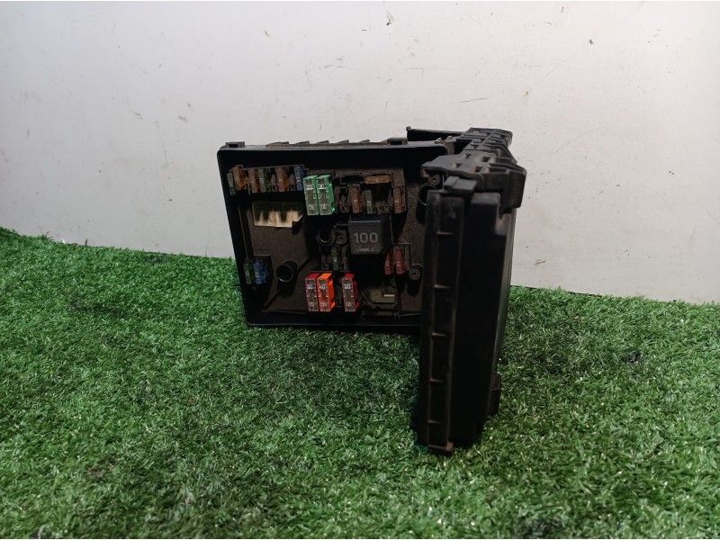 Recambio de caja reles / fusibles para volkswagen golf plus (5m1) bluemotion edition referencia OEM IAM 1K0937132F 1K0937132F 1K