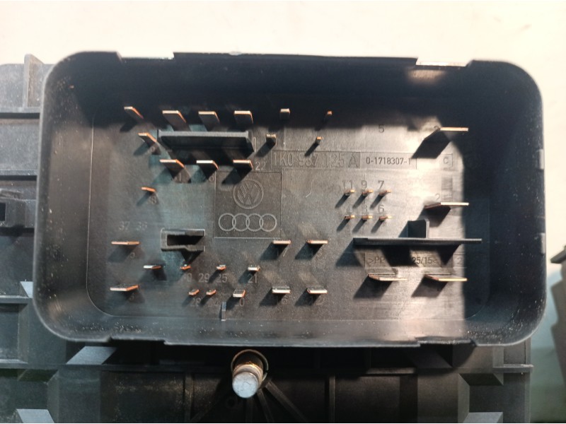 Recambio de caja reles / fusibles para volkswagen golf plus (5m1) bluemotion edition referencia OEM IAM 1K0937132F 1K0937132F 1K