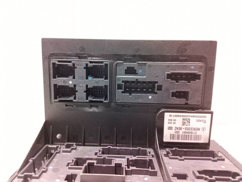 Recambio de caja reles / fusibles para mercedes-benz clase cls (w219) 500 (219.375) referencia OEM IAM 2115454401 2115454401 211