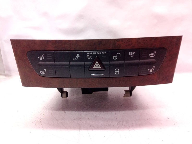 Recambio de mando multifuncion para mercedes-benz clase cls (w219) 500 (219.375) referencia OEM IAM A2116800552 A2116800552 A211
