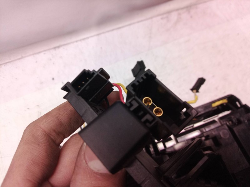 Recambio de mando multifuncion para mercedes-benz clase cls (w219) 500 (219.375) referencia OEM IAM A2116800552 A2116800552 A211