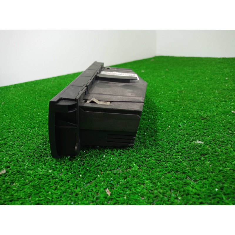 Recambio de mando climatizador para bmw serie 3 coupe (e46) 2.0 16v cat referencia OEM IAM 64116902440 64116902440 64116902440