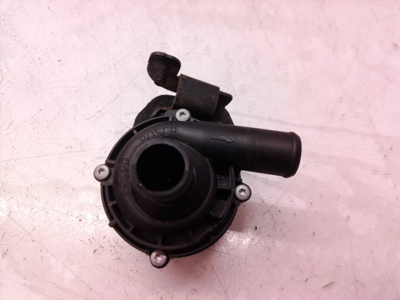 Recambio de bomba agua para mercedes-benz clase cls (w219) 500 (219.375) referencia OEM IAM A2118350028 A2118350028 A2118350014