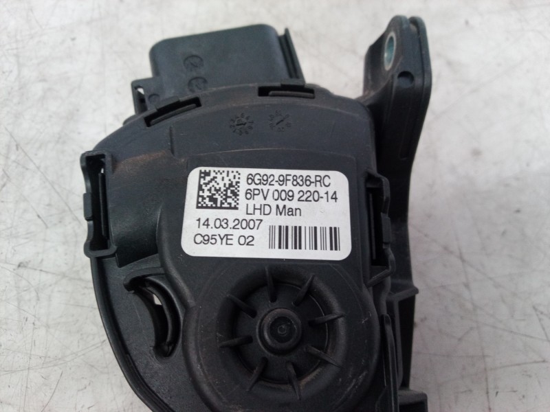 Recambio de potenciometro pedal para ford mondeo ber. (ca2) limited edition referencia OEM IAM 6G929F836RC 6G929F836RC 6G929F836