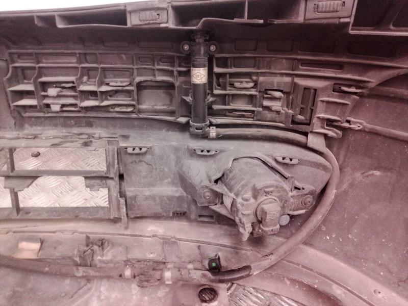 Recambio de paragolpes delantero para renault laguna ii (bg0) authentique referencia OEM IAM   