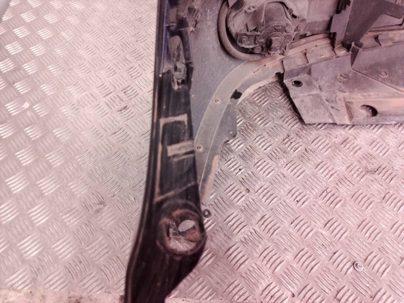 Recambio de paragolpes delantero para renault laguna ii (bg0) authentique referencia OEM IAM   