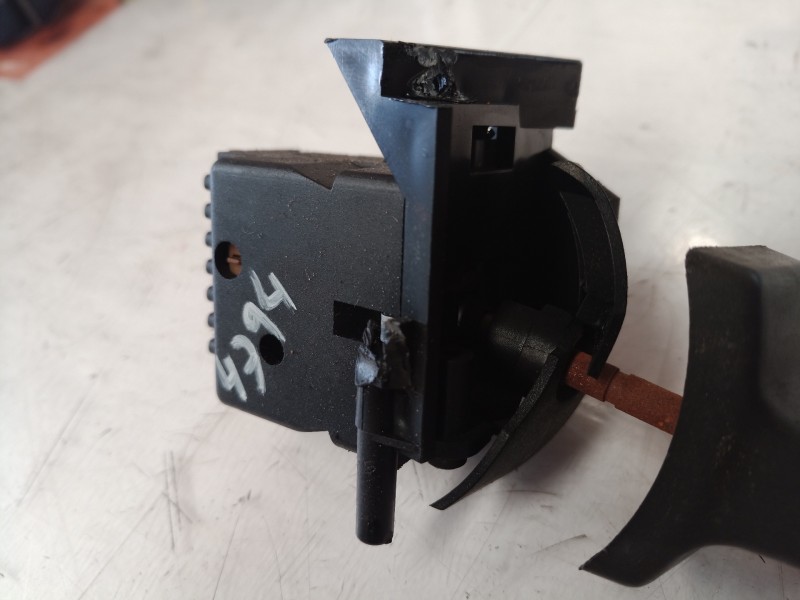 Recambio de mando limpia para renault 5 (b/c40) gts (b/c 403) referencia OEM IAM 7700761980 7700761980 7700761980