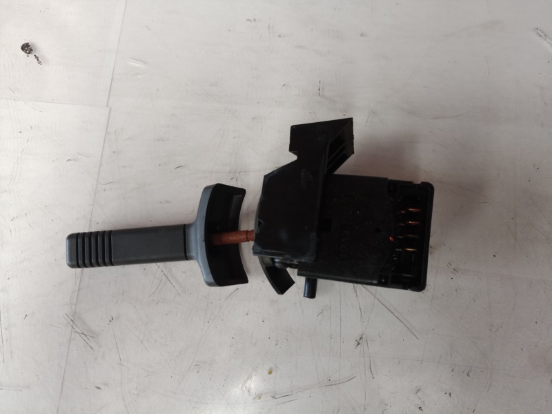 Recambio de mando limpia para renault 5 (b/c40) gts (b/c 403) referencia OEM IAM 7700761980 7700761980 7700761980