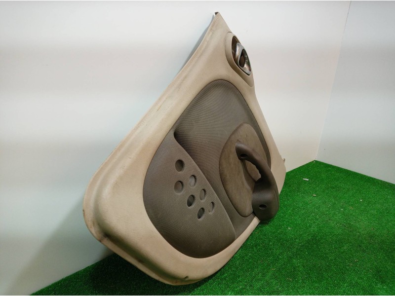 Recambio de guarnecido puerta trasera derecha para chrysler pt cruiser (pt) 2.2 crd catwalk classic referencia OEM IAM 0WB681FLA