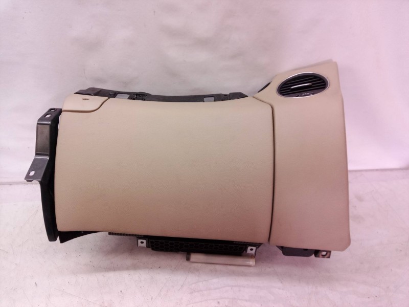 Recambio de guantera para mercedes-benz clase cls (w219) 500 (219.375) referencia OEM IAM E048831021 E048831021 E048831021