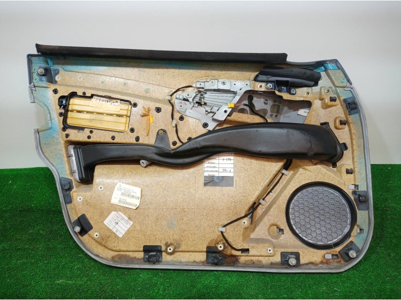 Recambio de panel de puerta del der para mercedes-benz clase c (w203) berlina 180 (203.035) referencia OEM IAM A22072008707D44 A