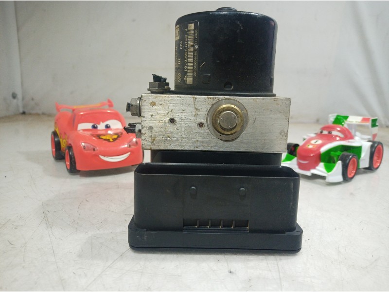 Recambio de abs para volkswagen golf v berlina (1k1) highline referencia OEM IAM 1K0907379K 1K0907379K 1K0907379