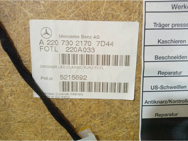 Recambio de panel de puerta tra izq para mercedes-benz clase c (w203) berlina 180 (203.035) referencia OEM IAM A22073021707D44 A