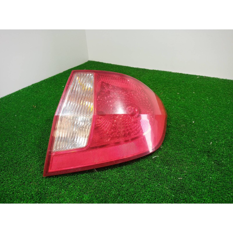 Recambio de piloto trasero derecho para hyundai getz (tb) 1.5 crdi cat referencia OEM IAM 92402-1C5XX 92402-1C5XX 92402-1C5XX