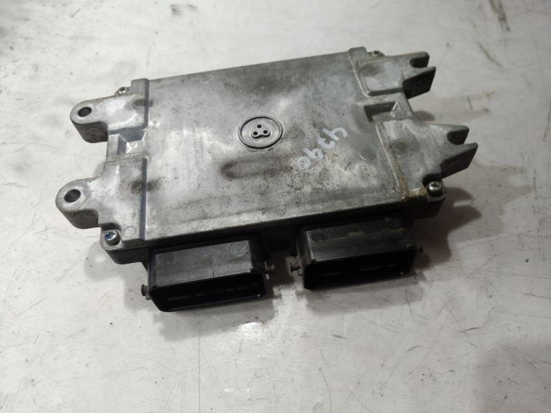 Recambio de centralita motor uce para opel agila b enjoy referencia OEM IAM 3392051K0 3392051K0 3392051K0