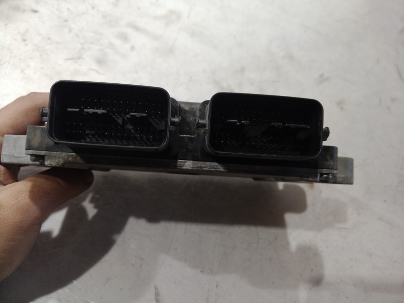 Recambio de centralita motor uce para opel agila b enjoy referencia OEM IAM 3392051K0 3392051K0 3392051K0