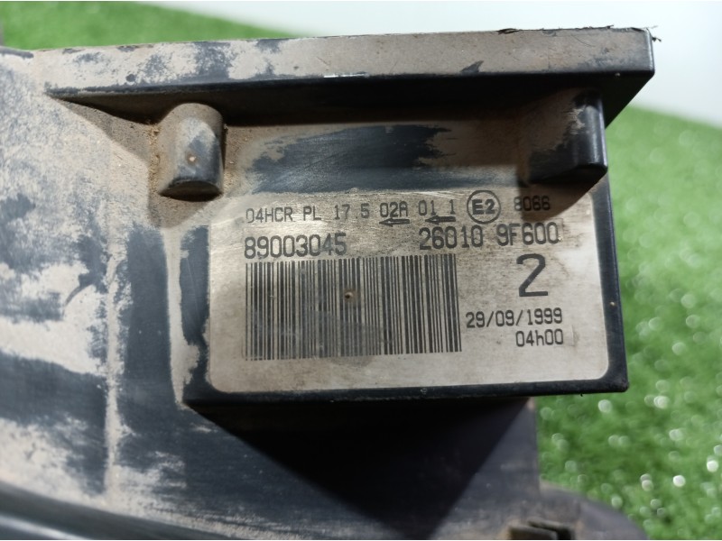 Recambio de faro derecho para nissan primera berlina (p11) 2.0 navigation referencia OEM IAM 89003045 89003045 260109F600