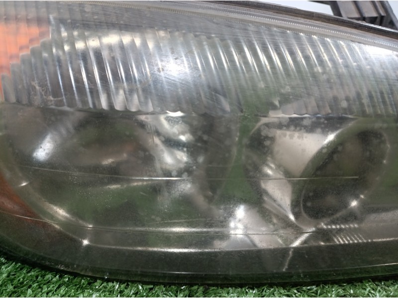 Recambio de faro derecho para nissan primera berlina (p11) 2.0 navigation referencia OEM IAM 89003045 89003045 260109F600