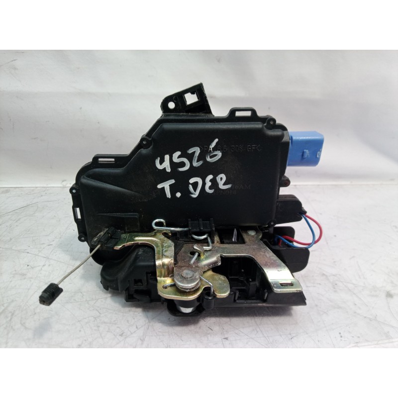 Recambio de cerradura puerta trasera derecha para volkswagen polo (9n3) advance referencia OEM IAM 3B4839016AN 3B4839016 3B48390