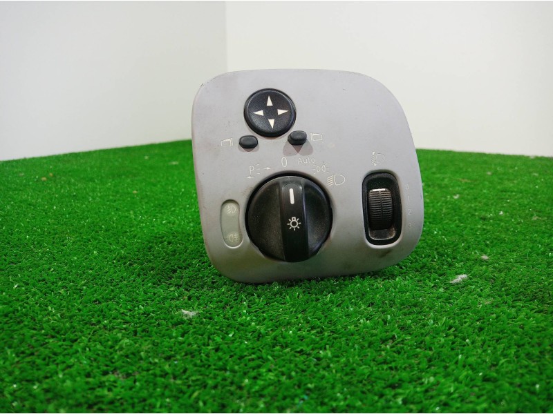 Recambio de mando luces para mercedes-benz clase c (w203) berlina 180 (203.035) referencia OEM IAM A2035450604 A2035450604 A2035