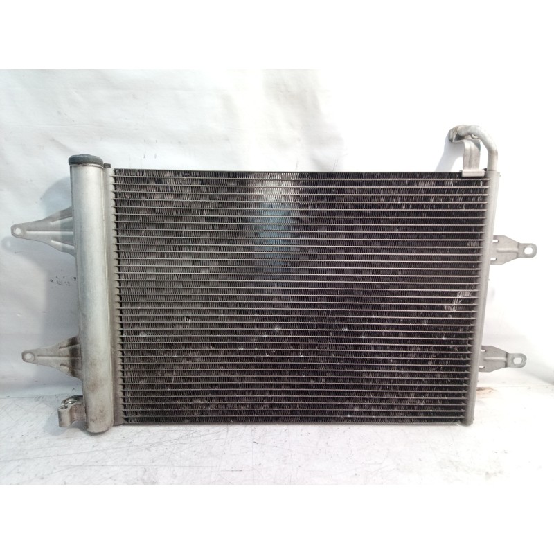 Recambio de condensador / radiador aire acondicionado para volkswagen polo (9n3) advance referencia OEM IAM 6Q082041K 6Q082041 6