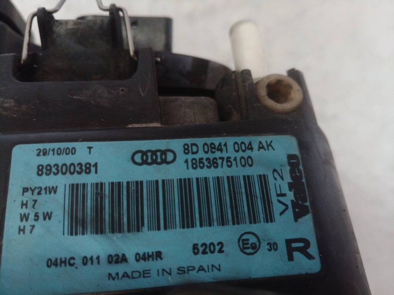 Recambio de faro derecho para audi a4 berlina (b5) 1.9 tdi referencia OEM IAM 8D0941004AK 8D0941004AK 8D0941004AK
