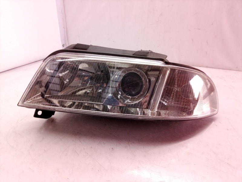 Recambio de faro izquierdo para audi a4 berlina (b5) 1.9 tdi referencia OEM IAM 8D0941003AK 8D0941003 8D0941003