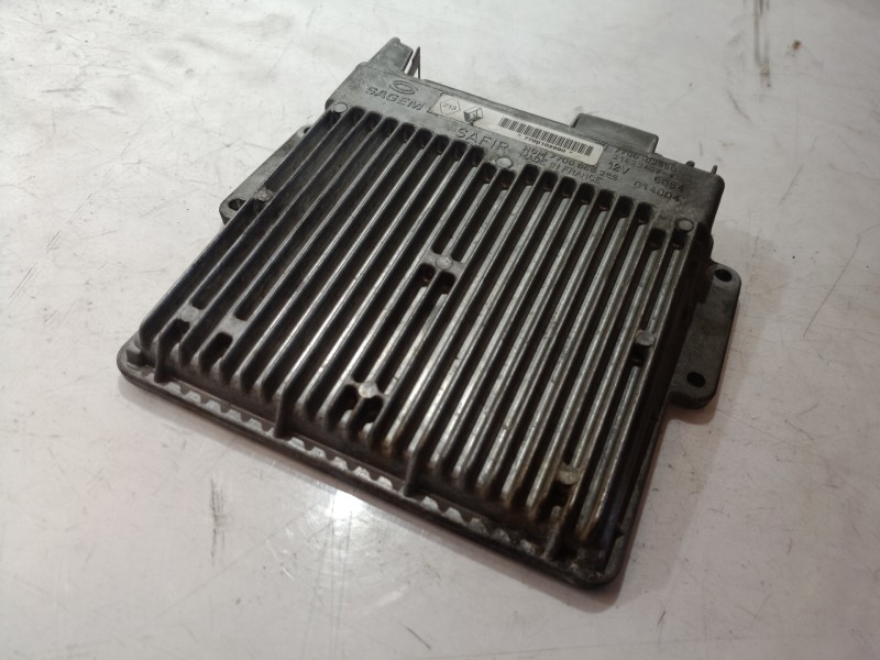 Recambio de centralita motor uce para renault clio i fase i+ii (b/c57) 1.2 alize referencia OEM IAM 7700102990 7700102990 770010
