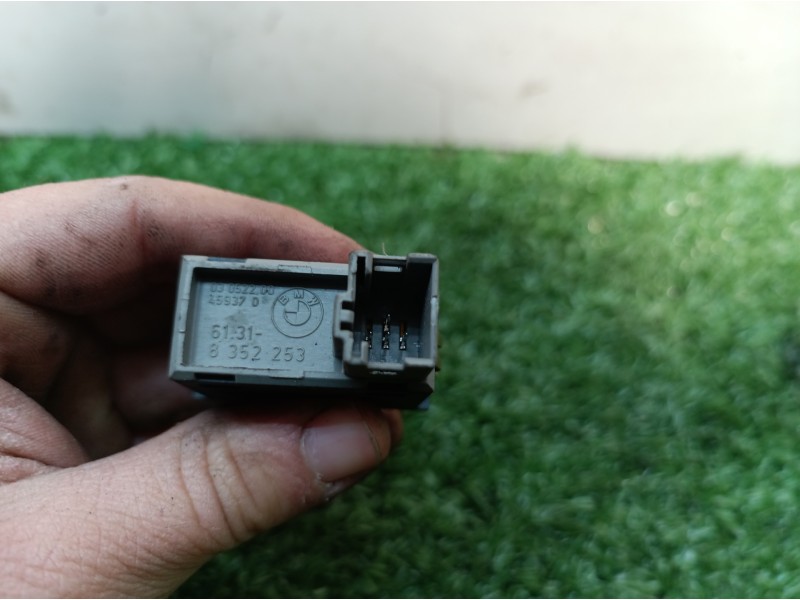 Recambio de interruptor para bmw serie 7 (e38) 730il referencia OEM IAM 8352253 8352253 8352253