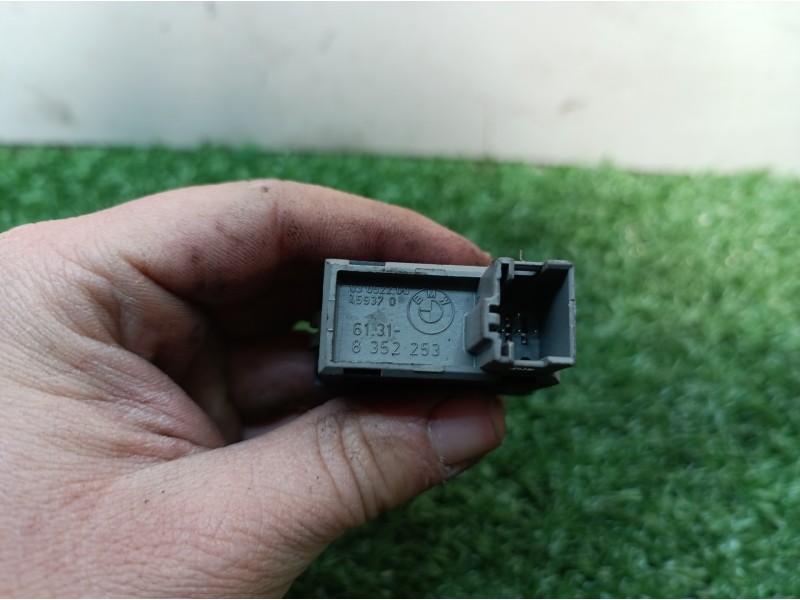 Recambio de interruptor para bmw serie 7 (e38) 730il referencia OEM IAM 8352253 8352253 8352253