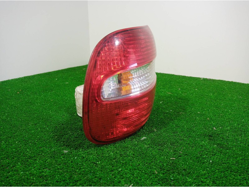 Recambio de piloto trasero izquierdo para volvo v40 familiar 1.9 d referencia OEM IAM 29262002 29262002 29262002