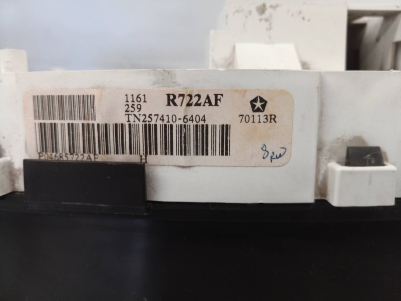 Recambio de cuadro instrumentos para chrysler voyager (rg) referencia OEM IAM 70113R 70113R TN2574106404