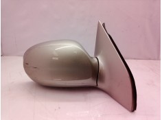 Recambio de retrovisor derecho para kia carnival ii referencia OEM IAM E4012170 E4012170 E4012170