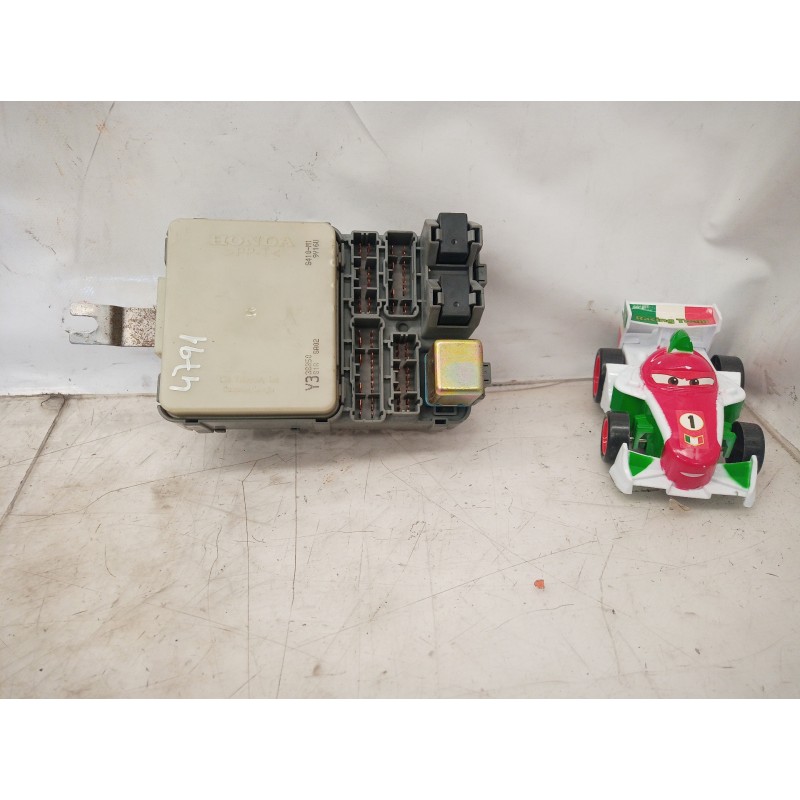 Recambio de caja reles / fusibles para honda accord berlina (cg7-9/ch1-7) 2.0i es (5 asientos) (ch9) referencia OEM IAM 3821AS1A