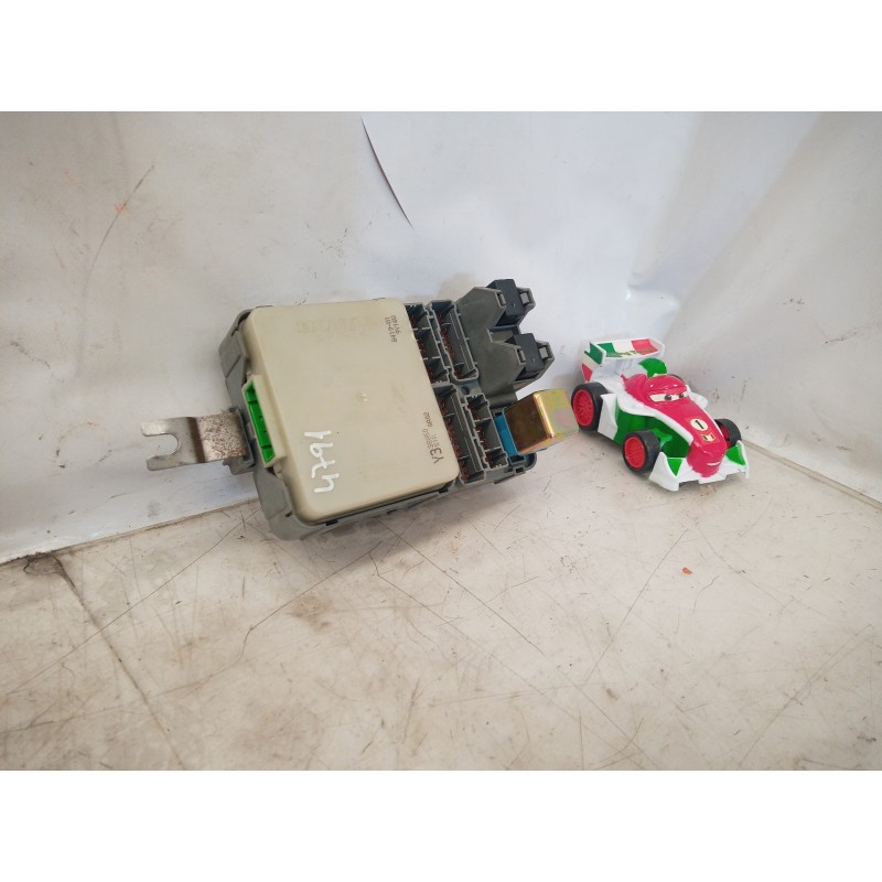 Recambio de caja reles / fusibles para honda accord berlina (cg7-9/ch1-7) 2.0i es (5 asientos) (ch9) referencia OEM IAM 3821AS1A