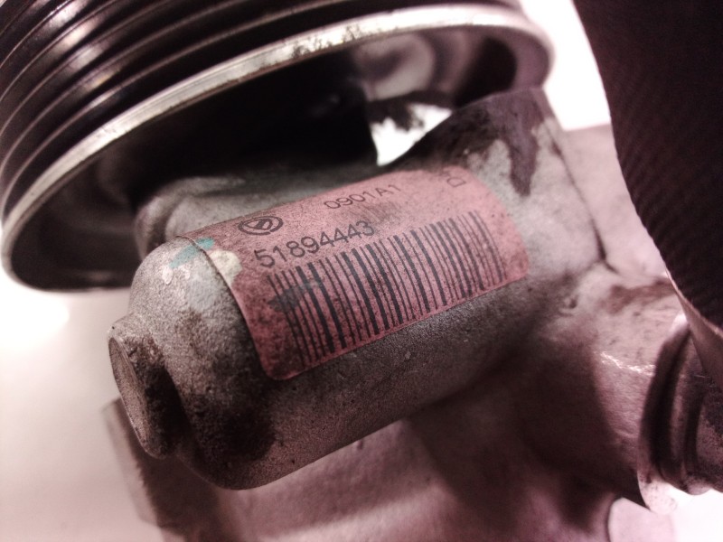 Recambio de bomba direccion para fiat doblo cargo basis kasten referencia OEM IAM 51817135 51817135 51894443