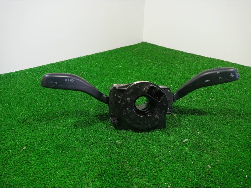 Recambio de mando multifuncion para volkswagen polo (9n3) 1.4 tdi referencia OEM IAM 6Q0953503CG 6Q0953503CG 6Q0953503CG