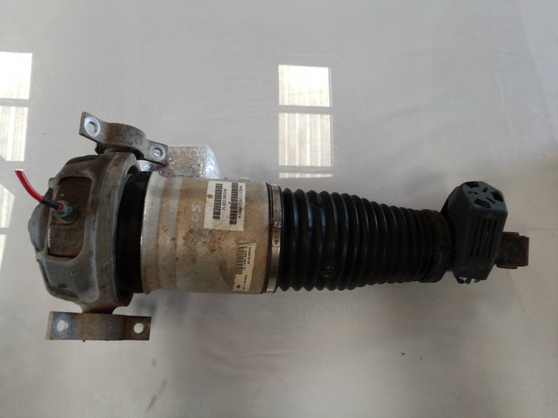 Recambio de amortiguador trasero izquierdo para volkswagen touareg (7la) tdi v10 referencia OEM IAM 7L6512021AG 7L6512021AG 7L65