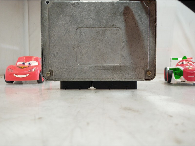 Recambio de centralita motor uce para volkswagen polo (9n1) 1.4 16v referencia OEM IAM 036906034S 036906034S 036906034