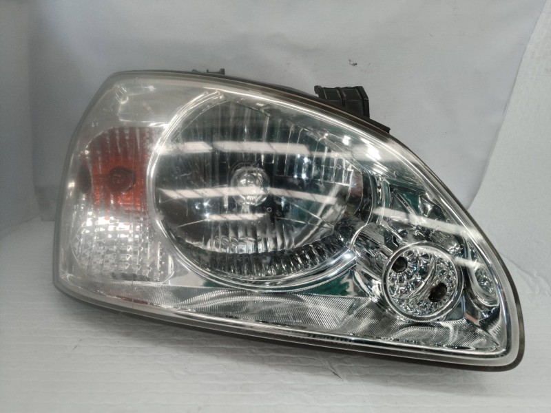 Recambio de faro derecho para kia carens 2.0 crdi lx monovolumen referencia OEM IAM   