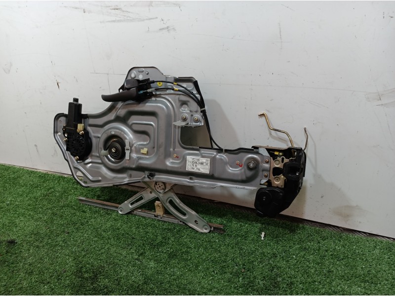 Recambio de elevalunas delantero derecho para hyundai trajet (fo) 2.0 gls referencia OEM IAM 824803A000 824803A000 824803A000