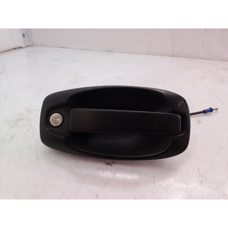 Recambio de maneta exterior delantera izquierda para fiat doblo cargo basis kasten referencia OEM IAM 0735507860  