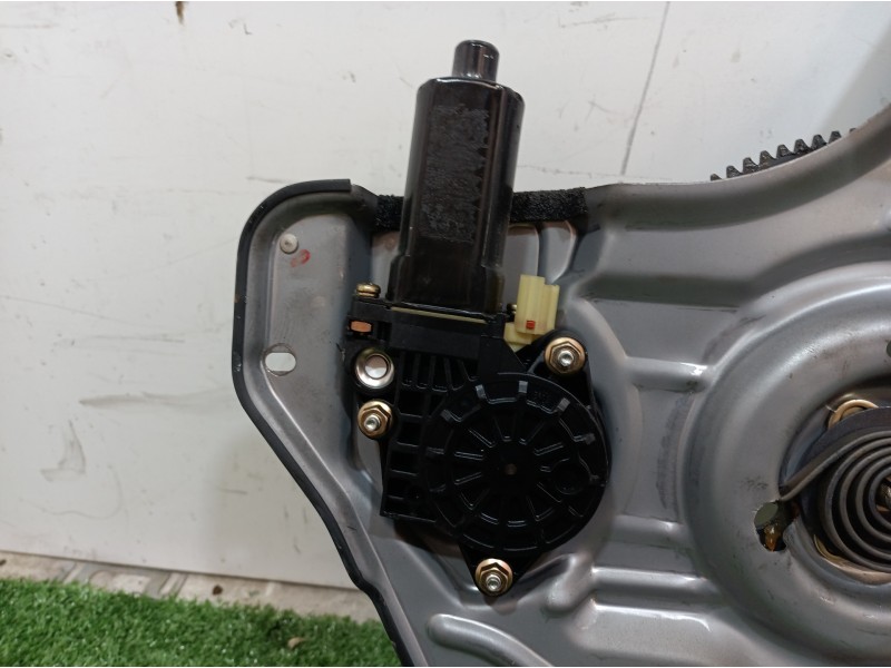 Recambio de elevalunas delantero derecho para hyundai trajet (fo) 2.0 gls referencia OEM IAM 824803A000 824803A000 824803A000