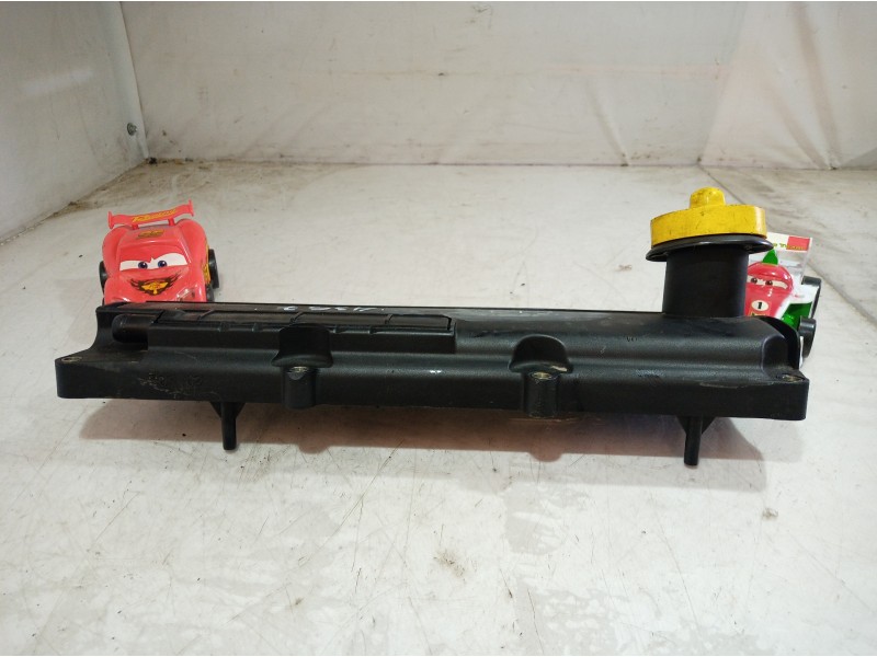 Recambio de tapa balancines para renault kangoo (f/kc0) referencia OEM IAM 8200117386 8200117386 8200117386