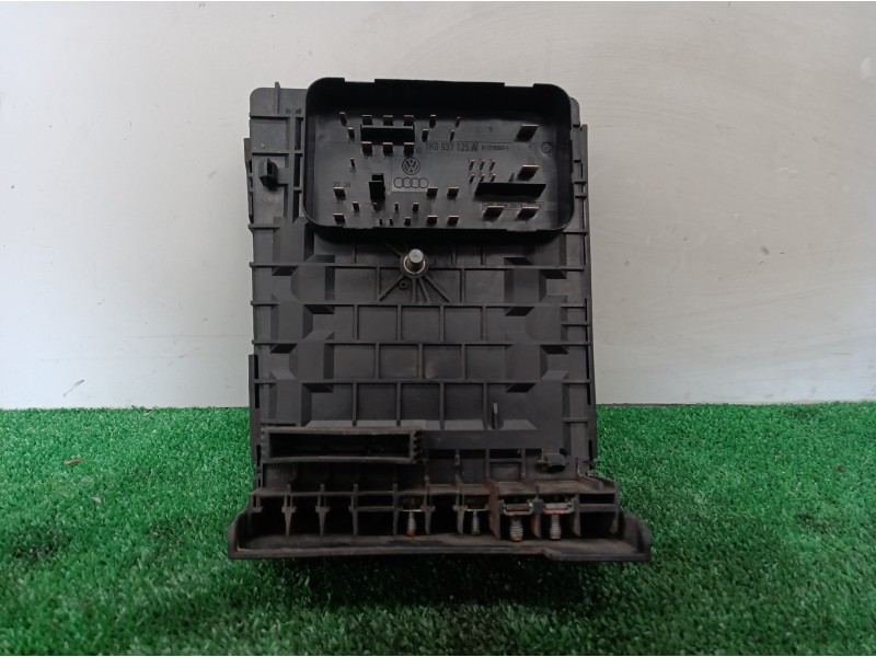 Recambio de caja reles / fusibles para skoda octavia combi (1z5) elegance referencia OEM IAM 1K0937125A 1K0937125A 1K0937125A