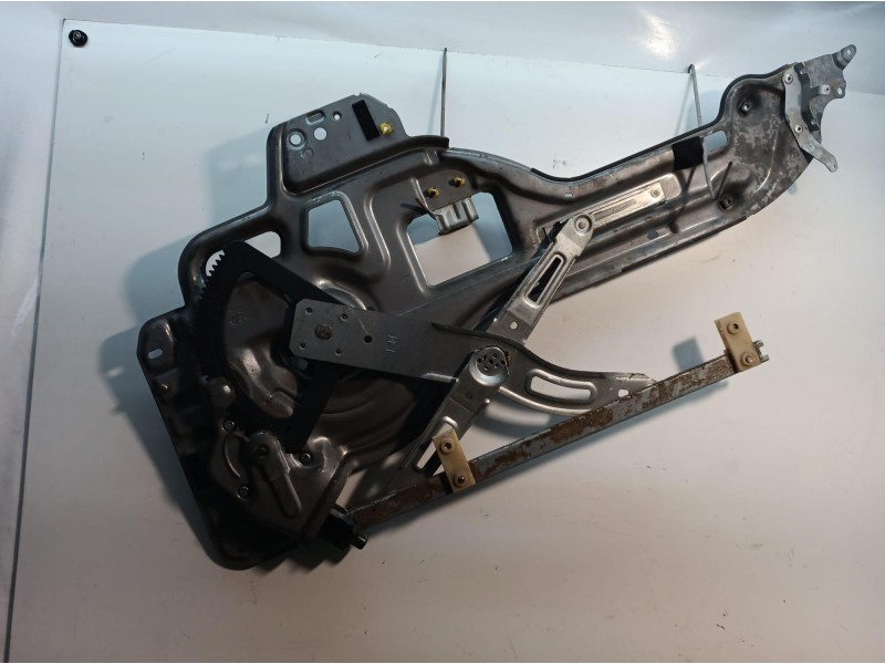 Recambio de elevalunas trasero izquierdo para hyundai trajet (fo) 2.0 gls referencia OEM IAM 834703A000 834703A000 824603A000