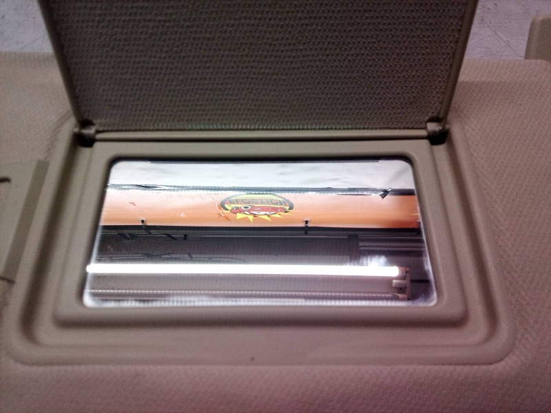 Recambio de parasol derecho para mercedes-benz clase cls (w219) 500 (219.375) referencia OEM IAM   