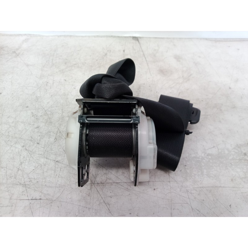 Recambio de cinturon seguridad trasero izquierdo para toyota corolla (e12) 1.4 d-4d luna compact referencia OEM IAM 501S96V1XD 5