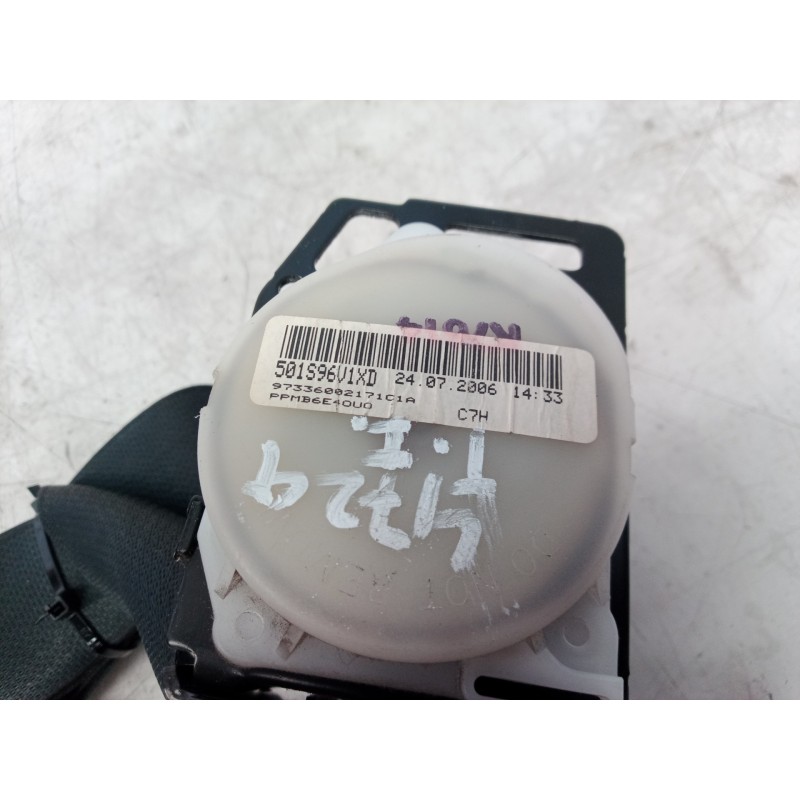 Recambio de cinturon seguridad trasero izquierdo para toyota corolla (e12) 1.4 d-4d luna compact referencia OEM IAM 501S96V1XD 5